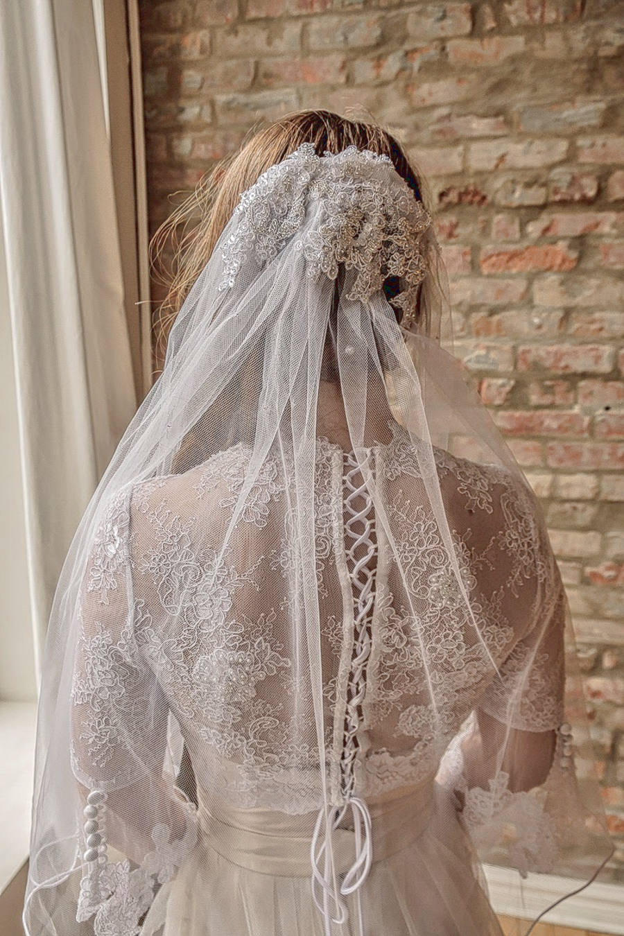 Milena_Stylish Bridal Bolero in Lace with sleeves